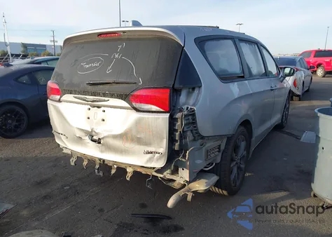 2018 Chrysler Pacifica Limited from USA, damaged, VIN 2C4RC1GG1JR358450